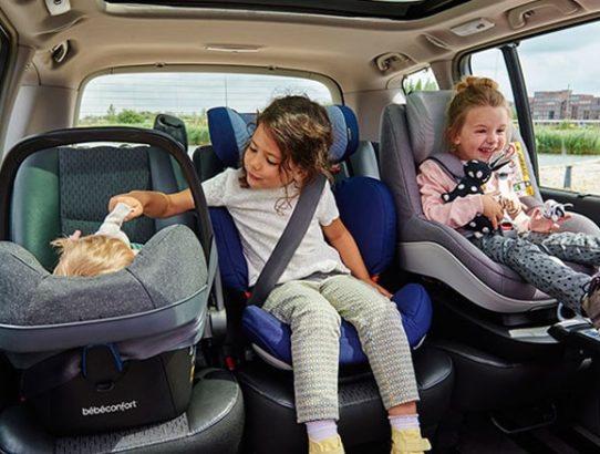 bosotn car service with child seat